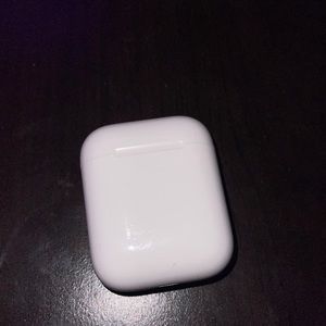 AirPods 2nd Generation *Authentic* (2) -USED-